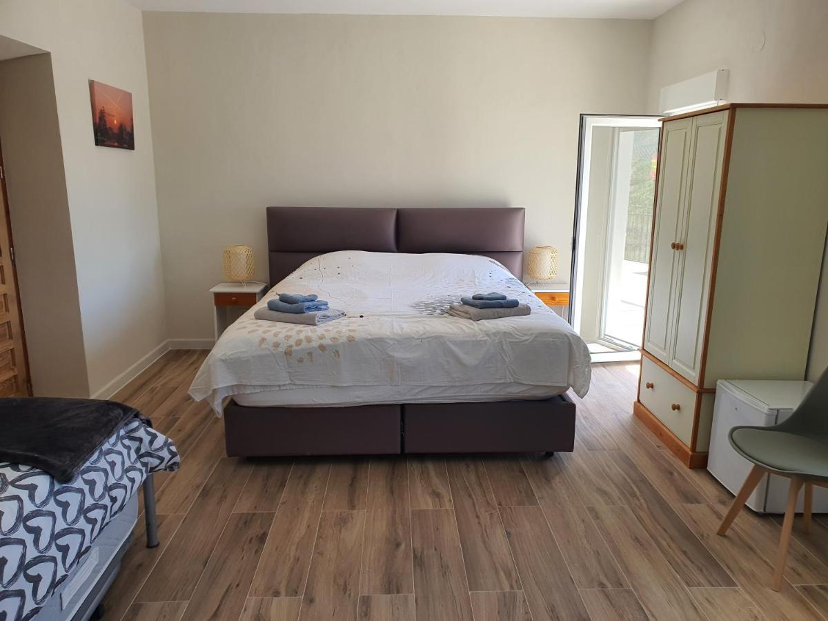 Bed and Breakfast Casa Nuestro Sueno Oria Екстер'єр фото